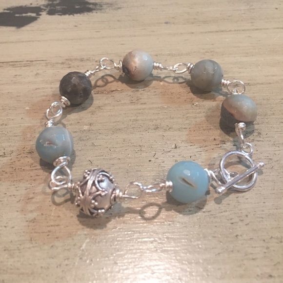 Agate bracelet