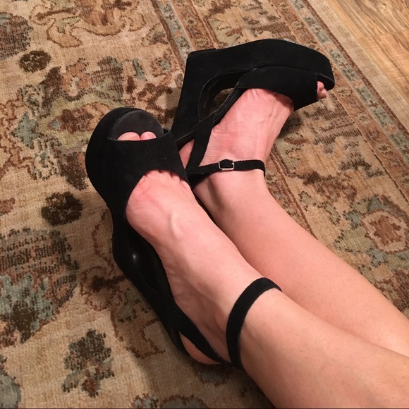 Steve Madden wedges!