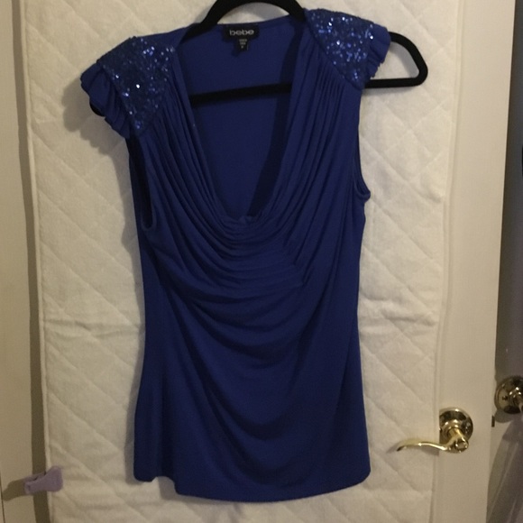 Bebe top