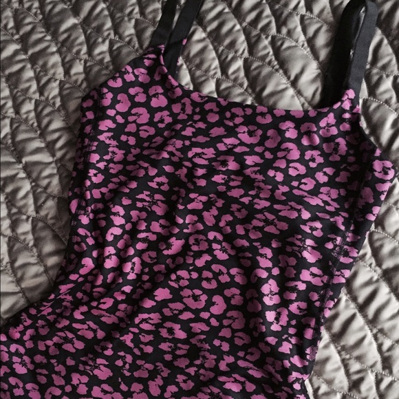 🙆🙅🙆NWOT SOLD Lululemon Tank Size 6 SOLD - Picture 1 of 4