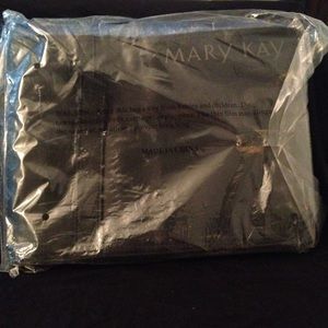 Mary Kay travel roll up bag