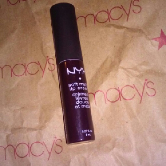Nyx soft matte lip cream