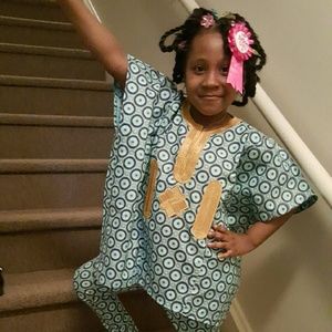 Meet your Posher, Feyi