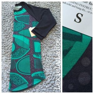 LuLaRoe Randy T size S, NWT