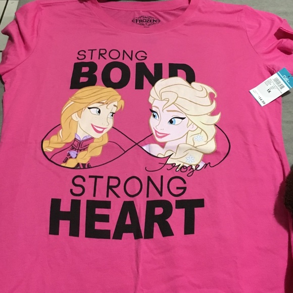 Women's Pink Frozen Tee Size XL