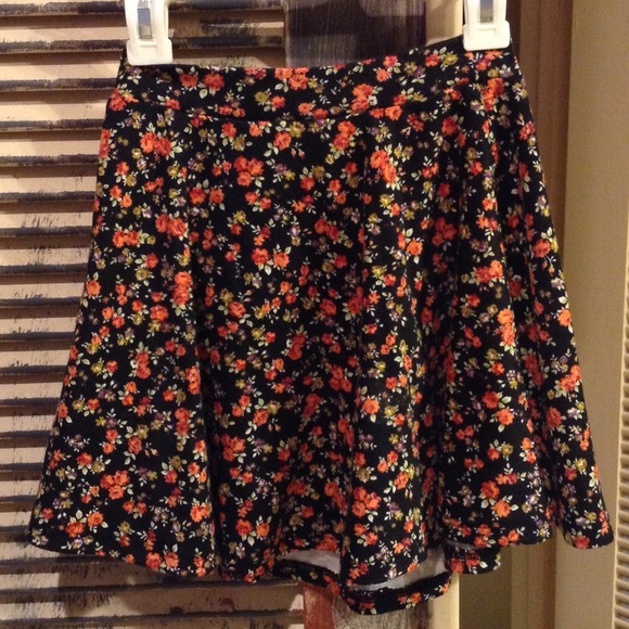 XS skater skirt from Tillys