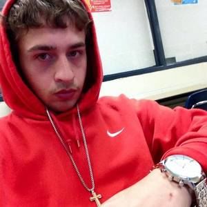 Meet your Posher, Louis