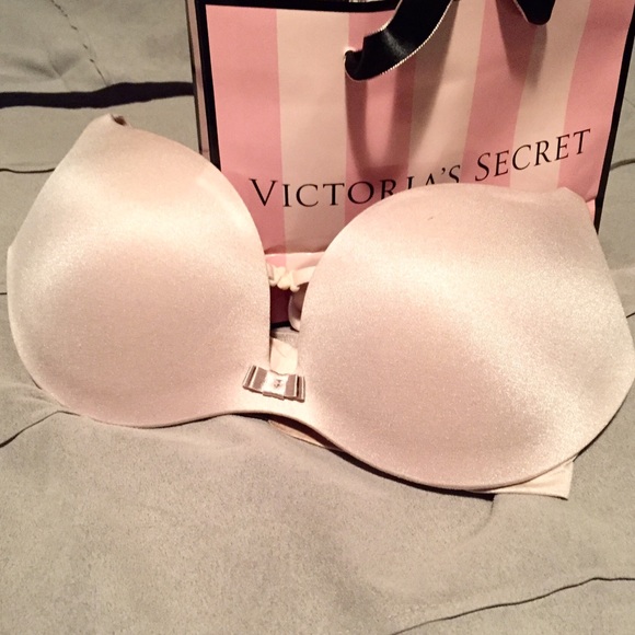 Victoria's Secret Other - victoria secret plunge bra