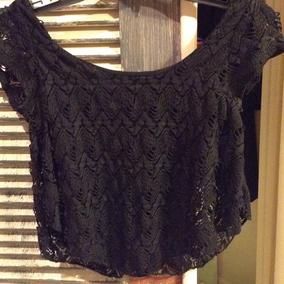 Black lace crop top XS
