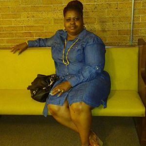 Meet your Posher, Janet