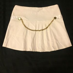 Off-White Tennis Skirt with Gold Chain