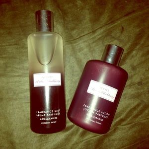 Victoria's Secret "Amber Blackberry" spray&lotion