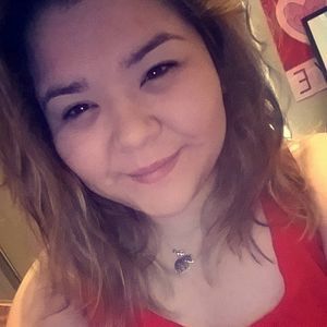 Meet your Posher, Cristina