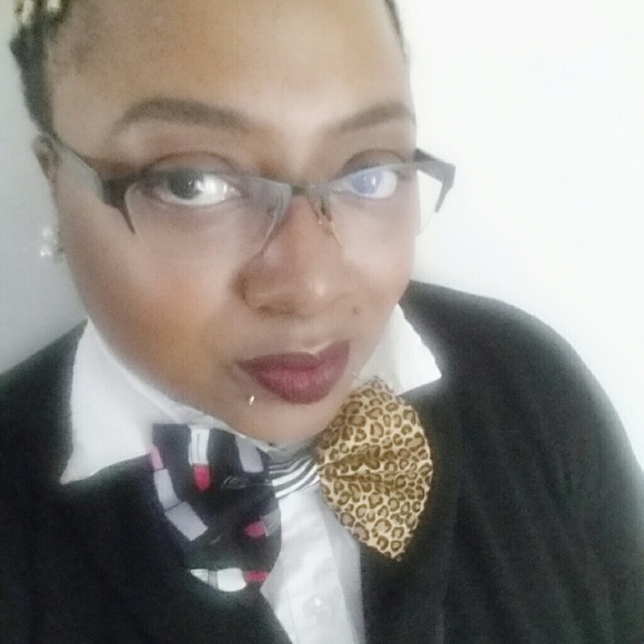 Custom Made Bowtie Pin - Picture 2 of 2