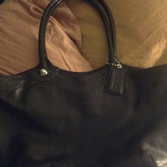 Coach purse - Picture 3 of 4