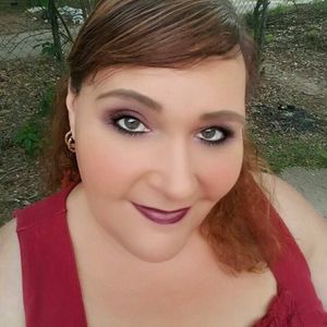 Meet your Posher, Becky