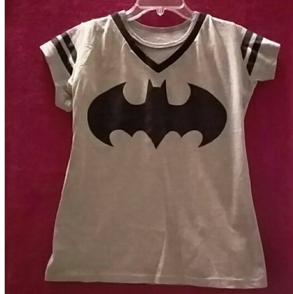 SOLD SOLD SOLD.     Batman T shirt - Picture 1 of 1