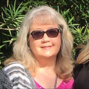 Meet your Posher, Rhonda