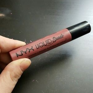 Nyx liquid suede