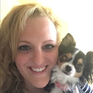 Meet your Posher, Carly