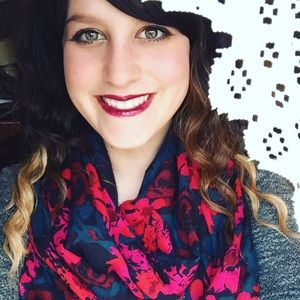 Meet your Posher, Amy