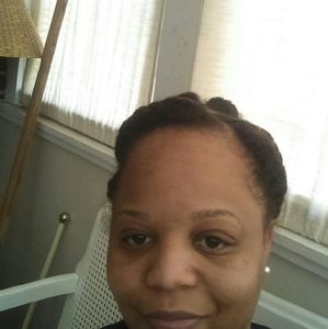 Meet your Posher, Kendra