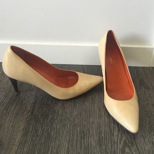 Cole Haan nude patent leather pumps
