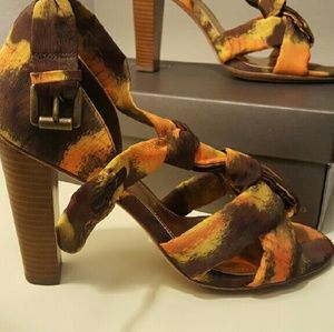 Vince Camuto Shoes