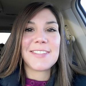 Meet your Posher, Desirae