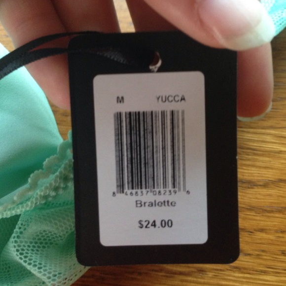 Real mint bralette size m - Picture 3 of 3