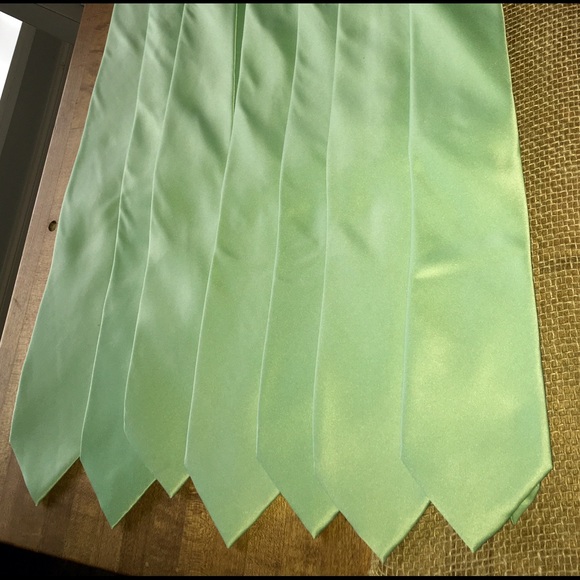 Mint ties