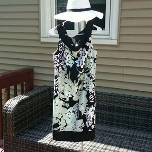 NWT...floral design sleeveless scoop neck dress