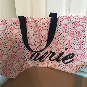 Aerie beach tote