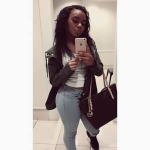 Meet your Posher, Cydney