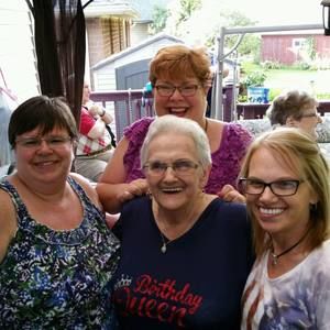 Meet your Posher, Robin