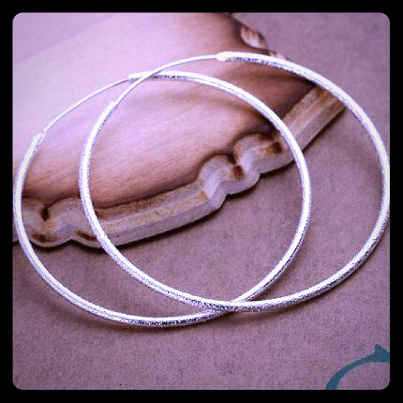 STUNNING STATEMENT HOOPS - Picture 1 of 2