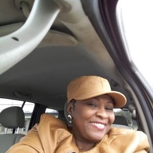 Meet your Posher, Marsha