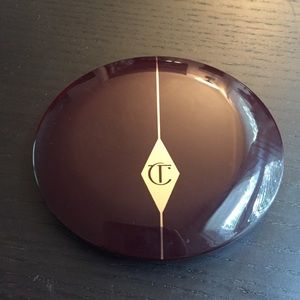 Charlotte Tilbury Cheek to Chic Blush