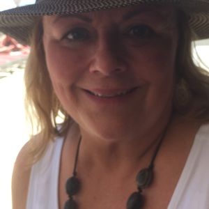 Meet your Posher, Lori