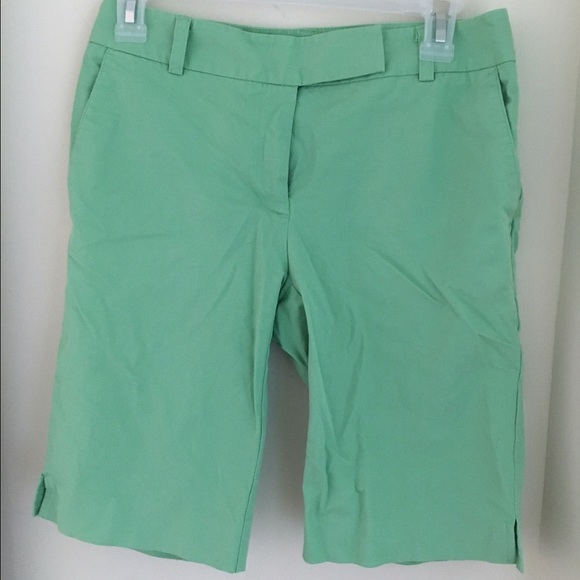 INC Size 2 Spring green shorts