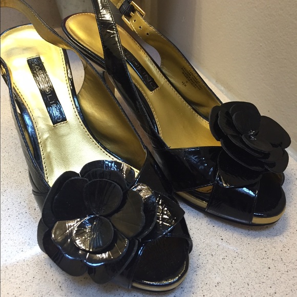 Beautiful classic black sandals