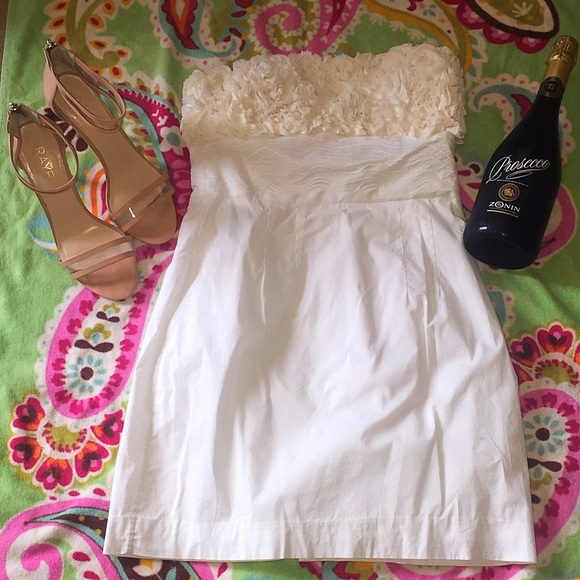 White dress with flowers. Size 4