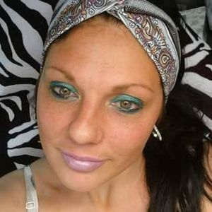 Meet your Posher, Suzanne