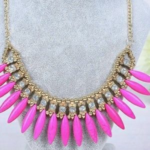 Statement necklace