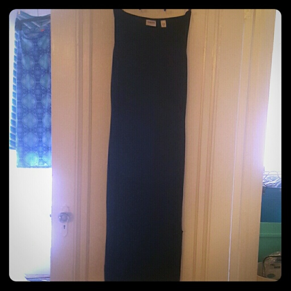 Long elegant black chicos dress