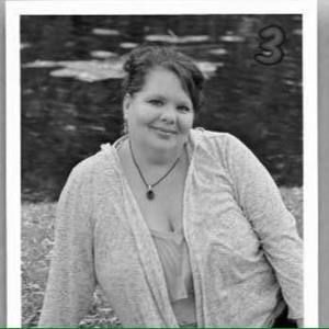 Meet your Posher, Leeann