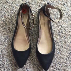 Brand new BCBGeneration flats