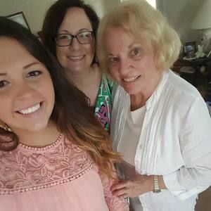 Meet your Posher, Melissa