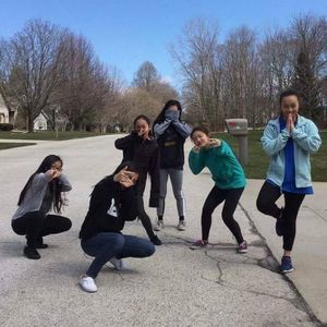 Meet your Posher, Doua cee