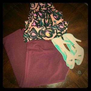 Liz Claiborne Maroon Cropped Pants